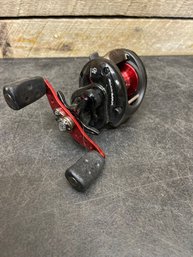 Abu Garcia Black Max Baitcasting Fishing Reel C3