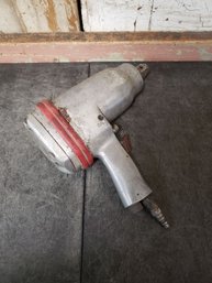 Yao Kuo Pneumatic 1/2 Inch Impact Wrench A1