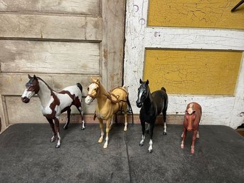 Louis Marx & Co. Toy Horses Lot Of 4 D3