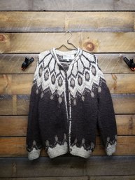 Viking Iceland Style Sweater Size Large CR