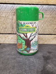 Aladdin 'The Seasons Of Sesame Street' Thermos L1
