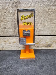 Vintage Galoob Miniature Reese's Pieces Candy Dispenser L1