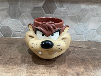 Vintage 1992 Warner Bros. Looney Tunes Tasmanian Devil 3D Molded Plastic Coffee Mug B1