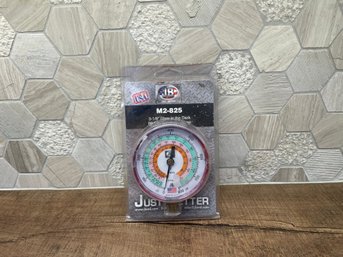 JB Industries M2-825 3-1/8-inch Glow-in-the-dark High-side Pressure Gauge A3