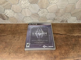 Sony Playstation 3 The Elder Scrolls V: Skyrim Legendary Edition Video Game A2
