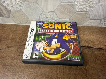 Nintendo DS Sonic Classic Collection Video Game A5