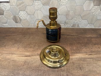 Vintage Nautical Brass Boat Wall Lamp (damaged) B1