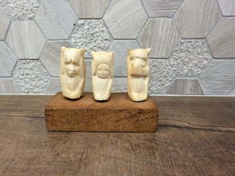 Vintage Hand-carved Figurine Set The Three Wise Monkeys B1