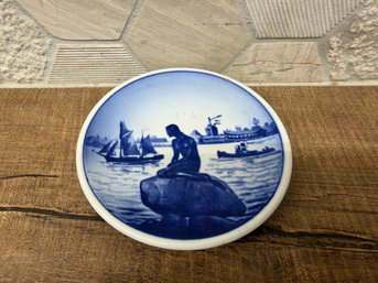 Vintage Royal Copenhagen Fajance Miniature Plate B1