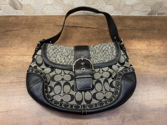 Vintage Coach Soho Tweed And Signature C Canvas Shoulder Bag (stained) A3