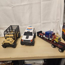 Toy Truck & Transformer Vehicle Lot