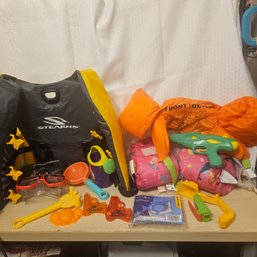 Large Beach & Safety Lot – Toys, Life Jacket & Floaties
