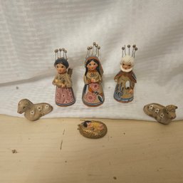 Small Nativity Set Figures Lot