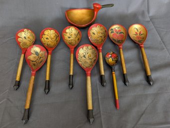 Lot Of Russian Hand Painted, Lacquered Woodenware (12E)