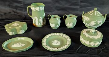 Wedgwood Sage Green Jasperware 8 Pieces (10E)