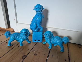 Vintage Chinese Turquoise Porcelain Foo Dogs (10M)