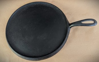 Griswold 10' Cast Iron Round Griddle (24E)