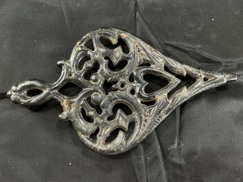 Wilton Cast Iron Spade And Heart-shaped Trivet