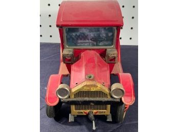 Vintage TIN CAR - BATTERY OPERATED. Clean Car, Clean Battery Compartment