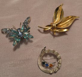 Assorted Brooches To Match Your Mood