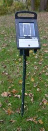 3 Mile Zareba Low Impedence Solar Powered Electric Fence Controller And Insulators