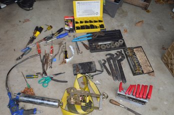 Tools For Changing Hydraulics Cylinder And