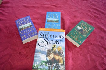 Books By Jean M.  Auel