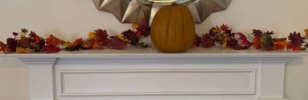 Mantle Garland With Plastic Pumpkin