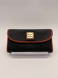Dooney & Bourke Pebble Grain Continental Clutch