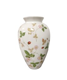 BD Wedgewood 'Wild Strawberry' Vase - Locust Valley Pick Up