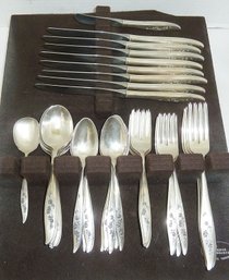 47pc Heirloom Sterling Flatware SET 'Young Love' By Oneida 1425.0 Grams & 9 Sterling Handle Knives,  LIST