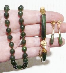 Vintage JADE Knotted Necklace, Bracelet, Earring Set In Asian Decorated Box