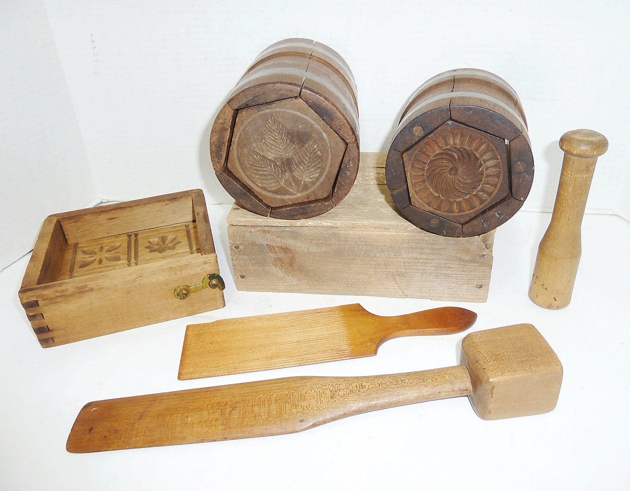 Vintage Butter Stamps, Butter Mold #8715 | Auctionninja.com