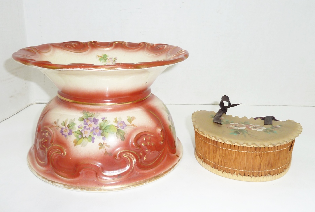Antique Ladies Spittoon, Early Woven Dresser Box #7274 | Auctionninja.com