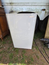 Daewoo Compact Mini Fridge