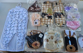 Lot Of 12 Baby & Infant Accessories- Bibs, Plush Hooded Towels, Knit Hats & Baby Outfit Sets