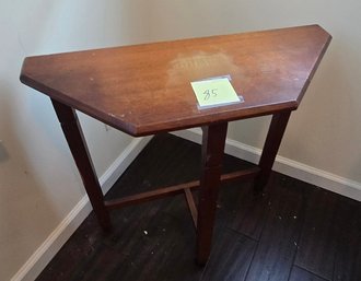 Triangular Wood Corner Accent Table End Table Plant Stand Display Table