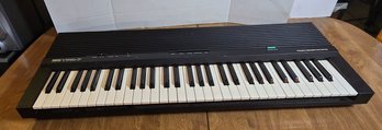 Yamaha YPR-7 Portable Piano Electronic Keyboard Touch Sensitive Keys Model YPR-7