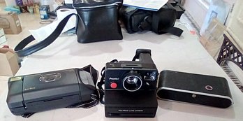 Vintage Polaroid Camera Lot  Captiva SLR, Pronto! Land Camera W/Accessories & Other
