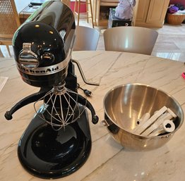 KitchenAid Professional 550 Plus 5.5-Quart Bowl-Lift Stand Mixer With Box & Accessories WORKS