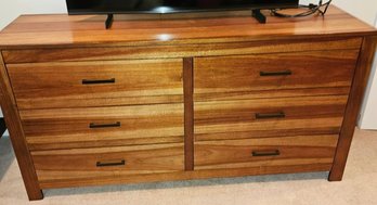 Modern 6-Drawer Wood Dresser - Natural Grain Finish, Black Hardware