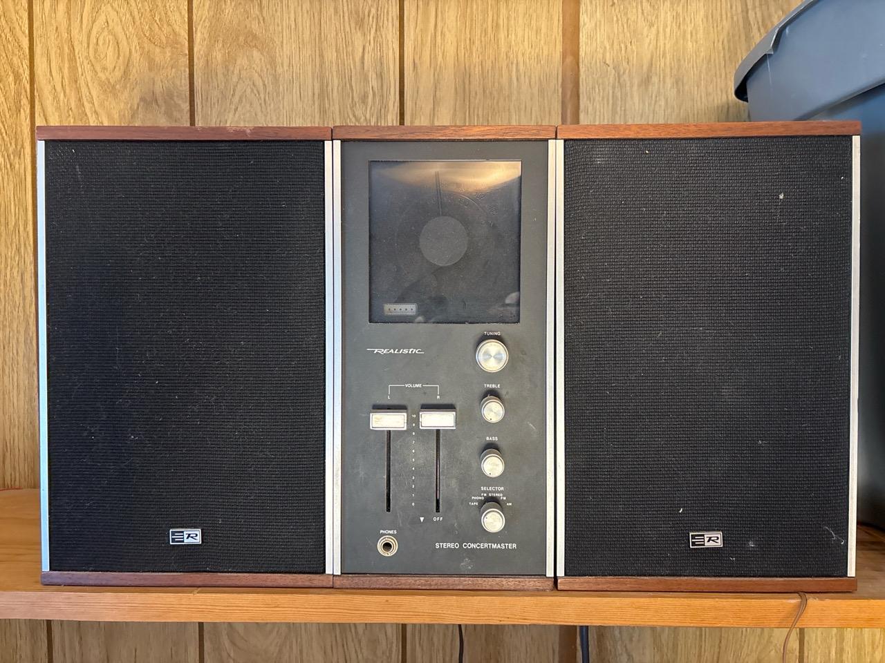 Realistic Stereo Concertmaster With Two Speakers (BR1) #129480 ...