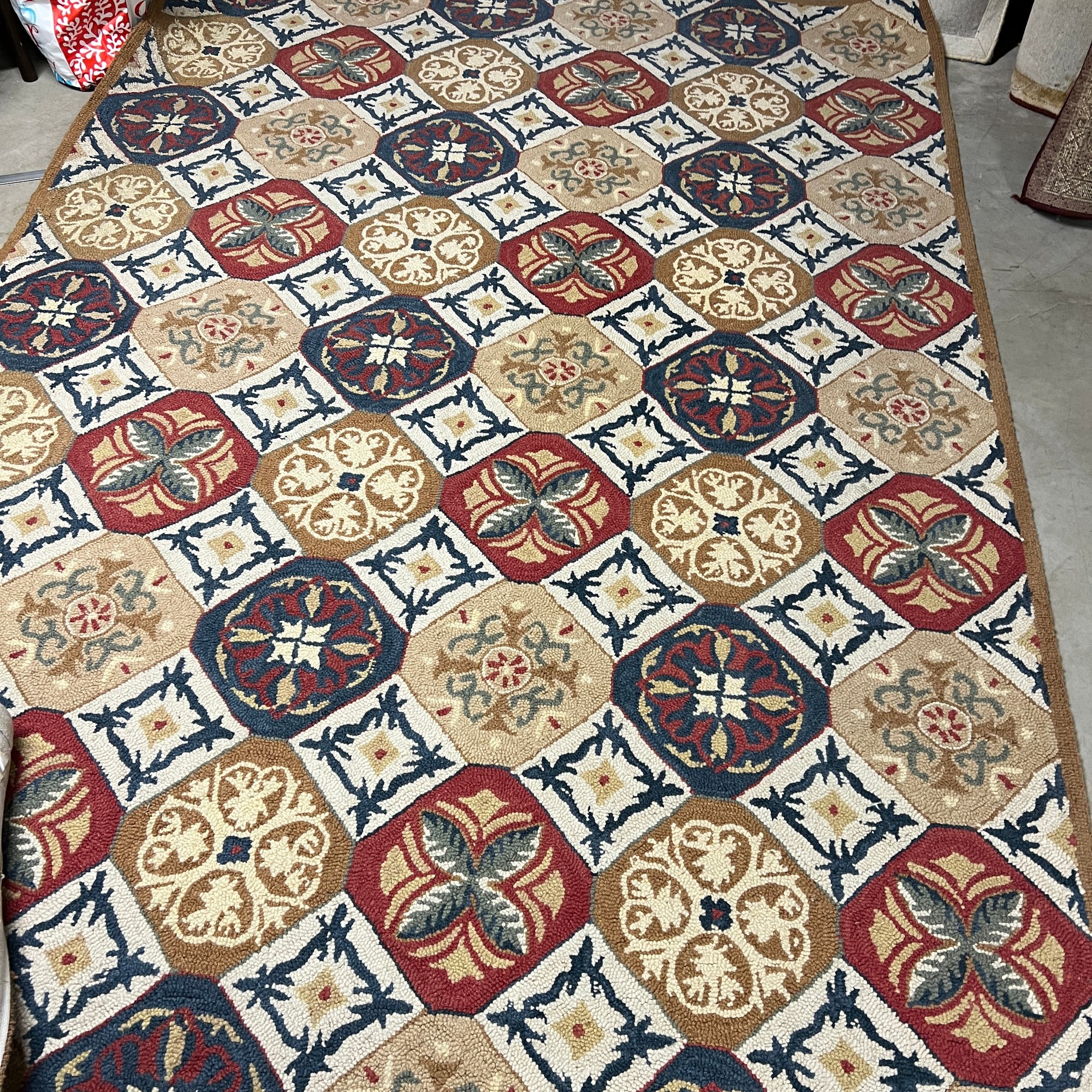 Beautiful 6' X 9' LL Bean Hand Hooked Rug (Basement) #77428 ...