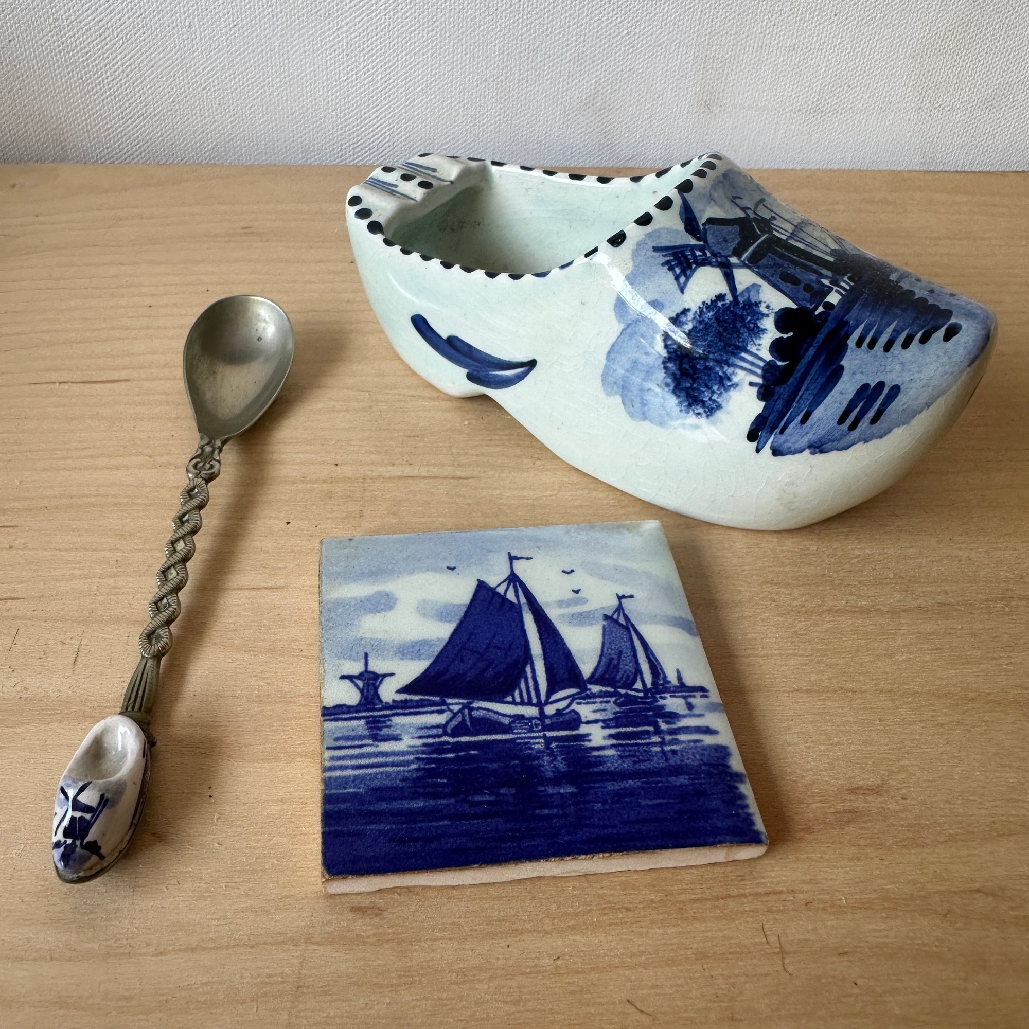 Vintage DELFT Trio Small Spoon, Shoe, & Tile (DC) 67716
