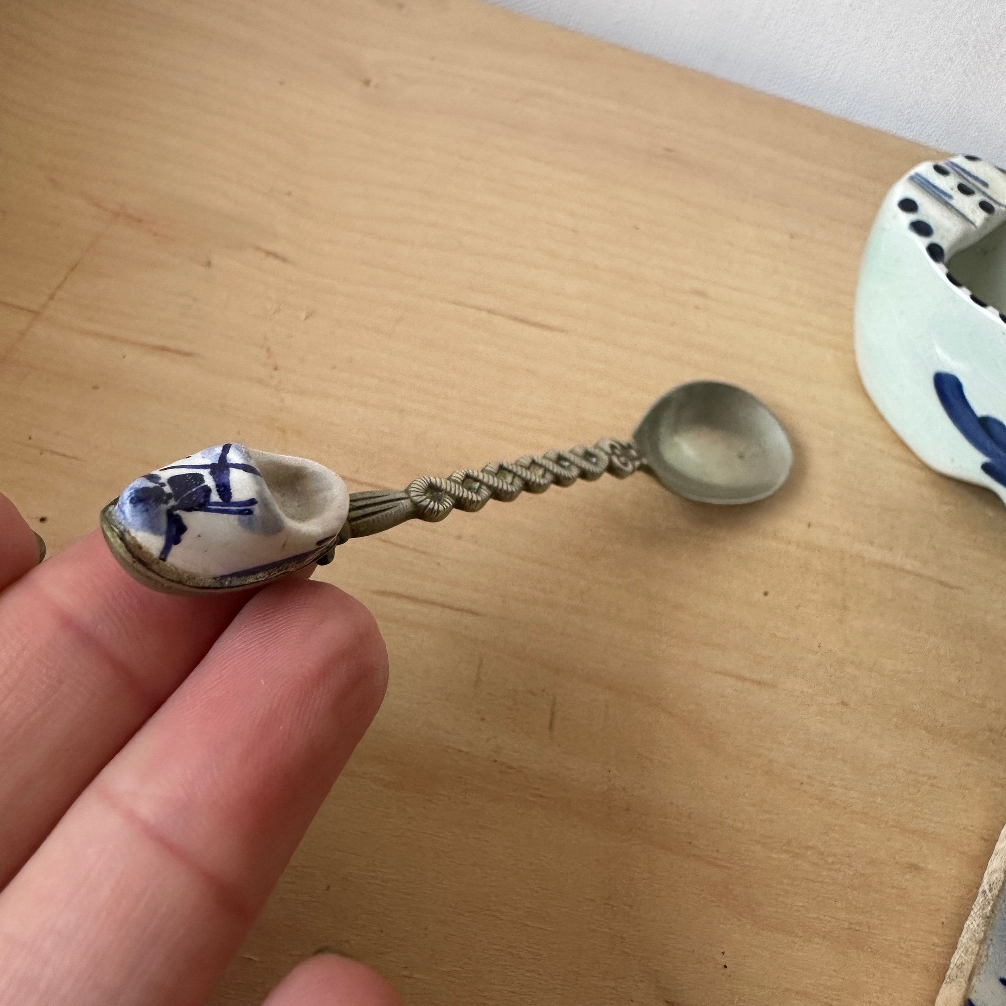 Vintage DELFT Trio Small Spoon, Shoe, & Tile (DC) 67716