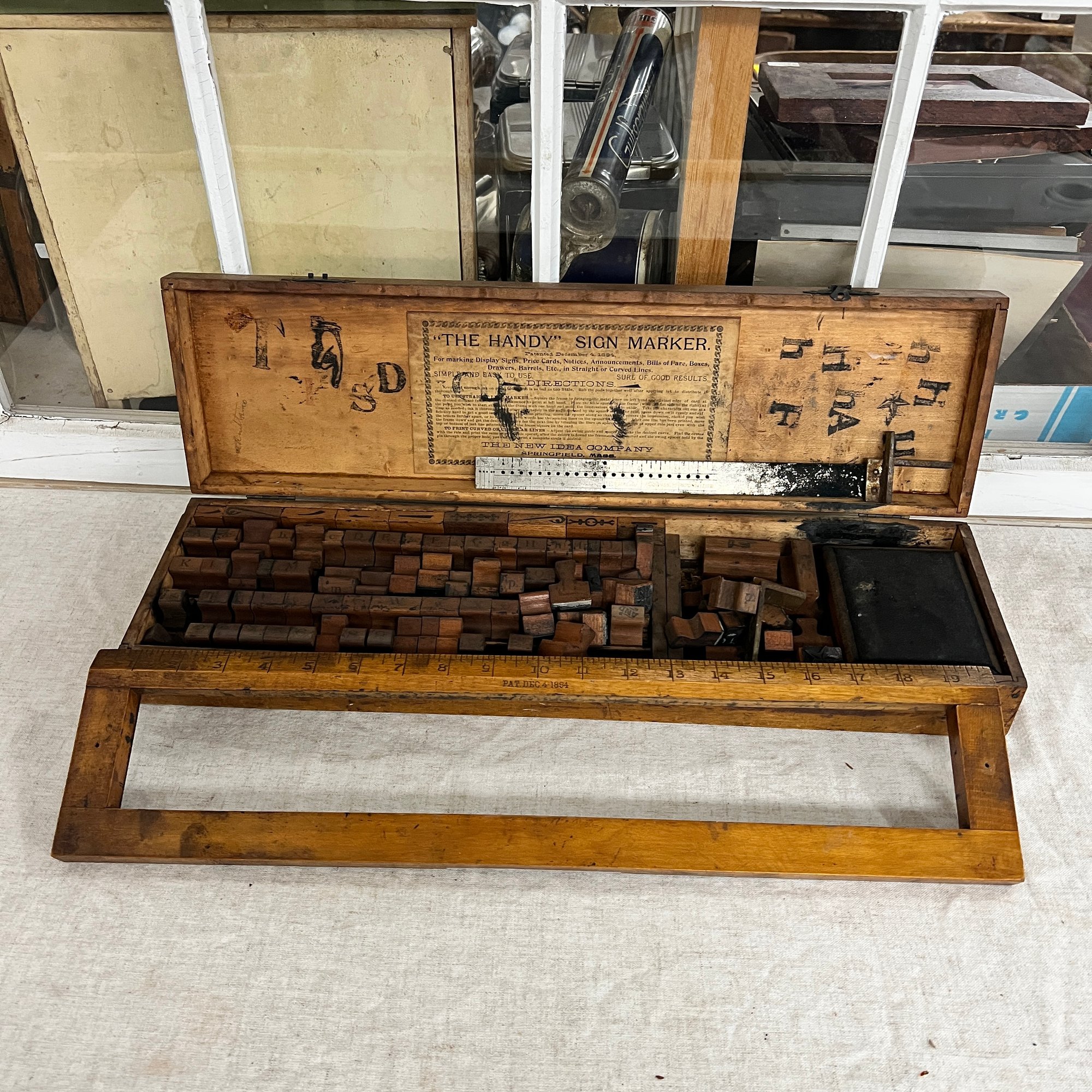 Incredible Vintage Sign Making Kit (L1) #78760 | Auctionninja.com