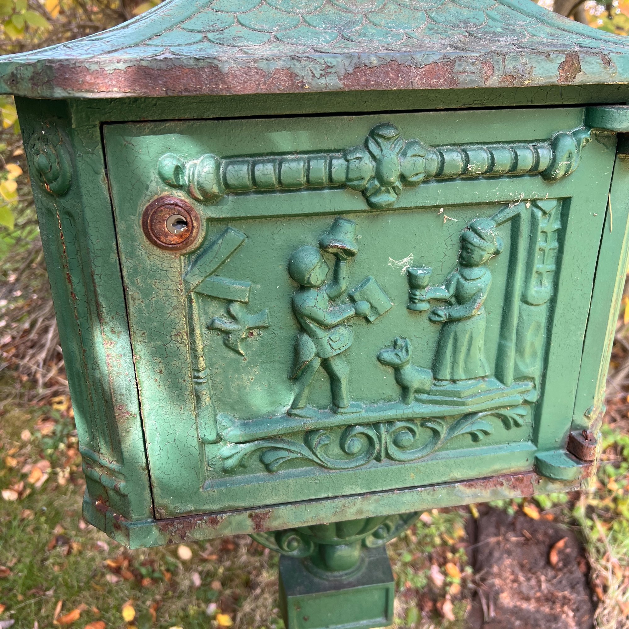 Victorian Style Mailboxes Vintage Victorian Style Cast Iron Pedestal Mailbox (Outside, Back ...