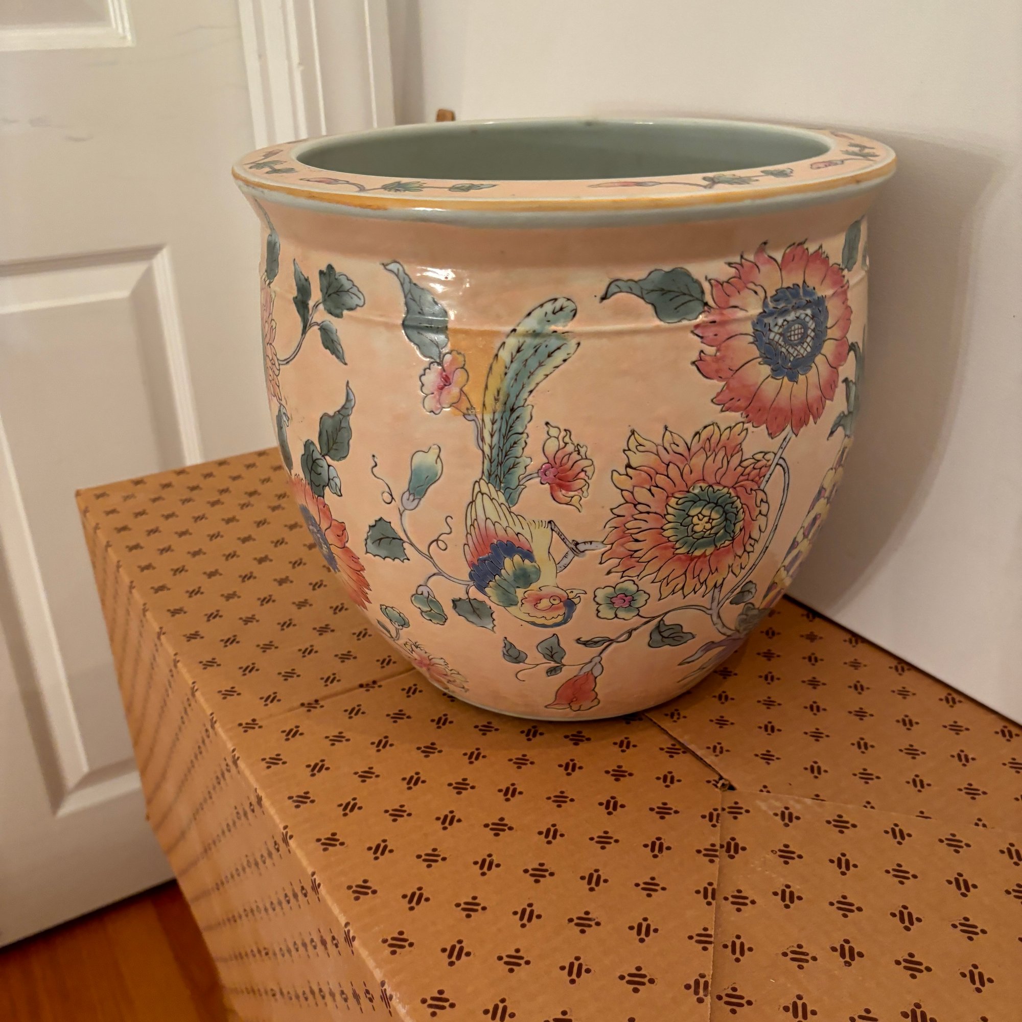 Vintage Chinese Pottery Planter (Up Office) 70106