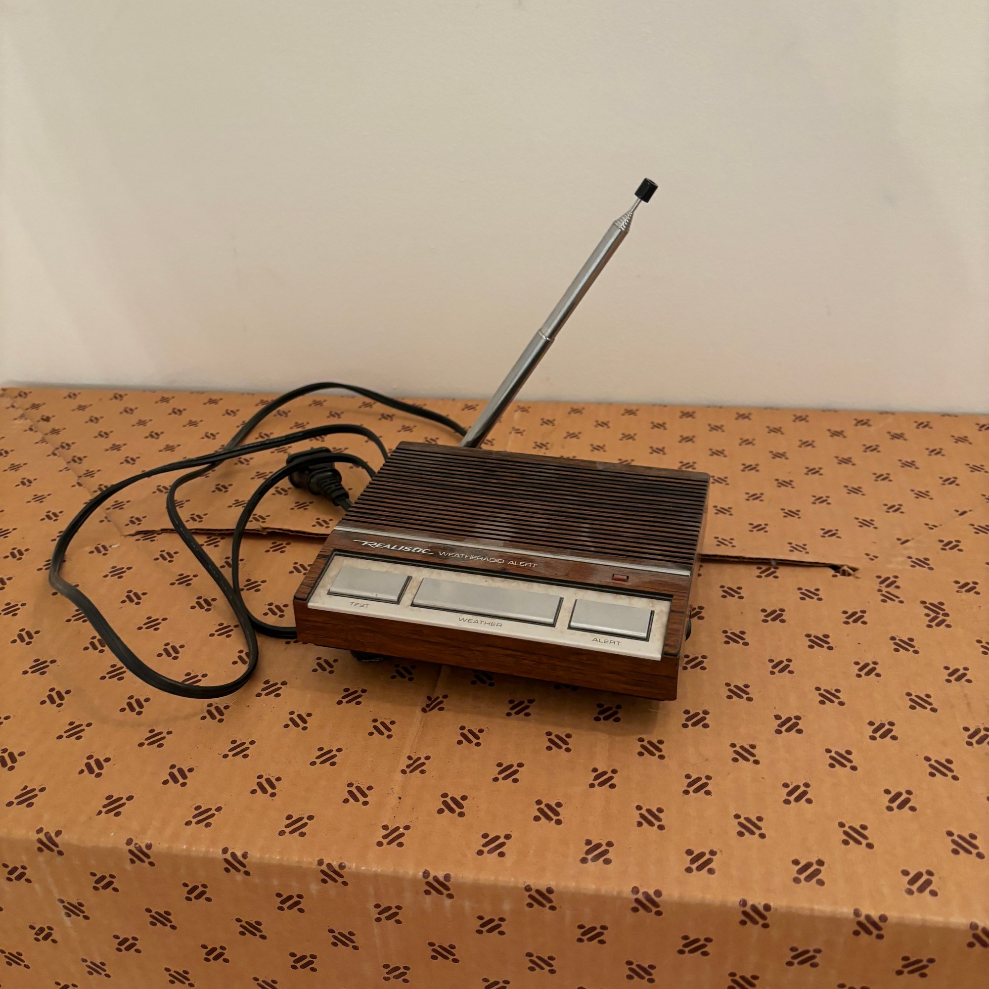 Realistic Weatheradio Alert (Up Office) 70116