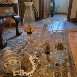 Lot Of 4 Glass Oil Lamps With Beaded Tops And 1 Metal Holder (DR)